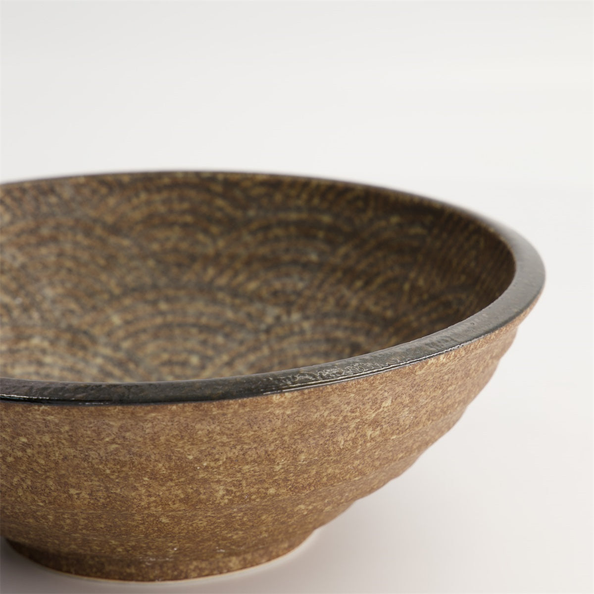 Minoyaki Bronze Matte Wave Ramen Bowl